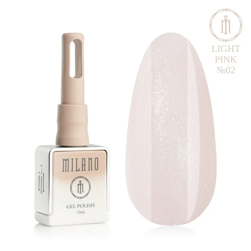 «Презентація гель-лаку Milano Gel Polish Light Pink Premium №02: ліворуч зображено фірмовий квадратний флакон об'ємом 10 мл у ніжно-нюдовому градієнтному виконанні з круглим логотипом, а праворуч — великий овальний макет-тіпс, який демонструє ніжний напівпрозорий молочно-рожевий відтінок із делікатним сріблястим мерехтливим шимером, на чистому білому тлі»