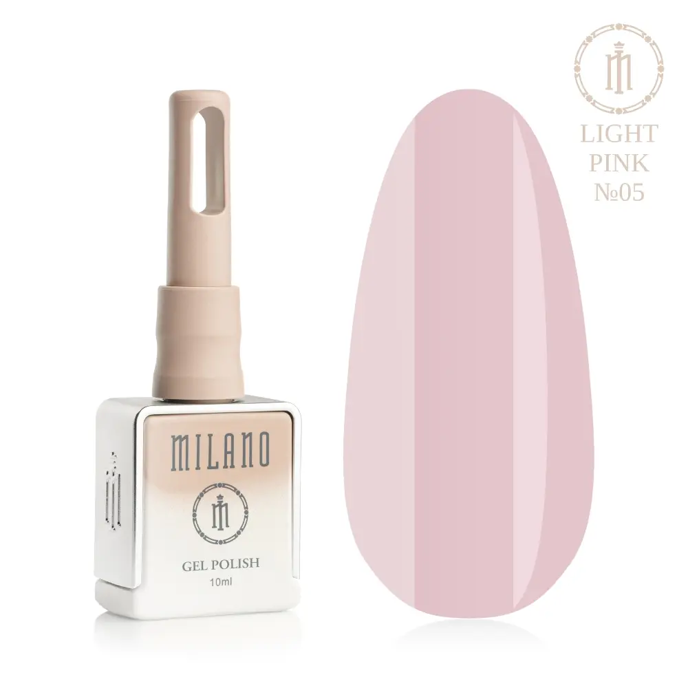 «Презентація гель-лаку Milano Gel Polish Light Pink Premium №05: ліворуч зображено фірмовий квадратний флакон об'ємом 10 мл у ніжно-нюдовому градієнтному виконанні з круглим логотипом, а праворуч — великий овальний макет-тіпс, який демонструє елегантний припилено-рожевий пастельний відтінок або колір ніжної пудрової троянди, на чистому білому тлі»