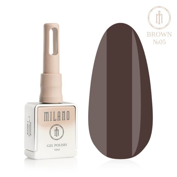 «Презентація гель-лаку Milano Gel Polish Brown Premium №05: ліворуч зображено фірмовий квадратний флакон об'ємом 10 мл у ніжно-нюдовому градієнтному виконанні з круглим логотипом, а праворуч — великий овальний макет-тіпс, який демонструє насичений темно-коричневий, щільний колір міцного еспресо або глибокий відтінок гіркого шоколаду з холодним підтоном, на чистому білому тлі»