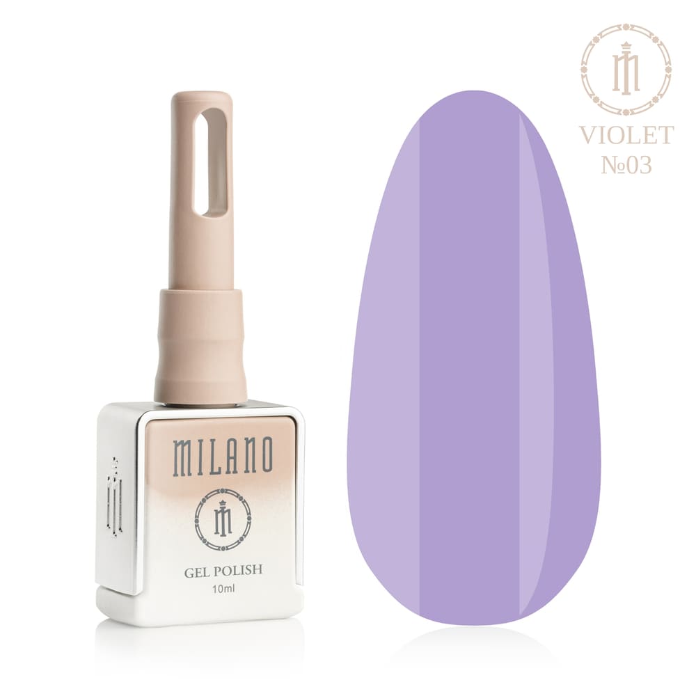 «Презентація гель-лаку Milano Gel Polish Violet Premium №03: ліворуч зображено фірмовий квадратний флакон об'ємом 10 мл у ніжно-нюдовому градієнтному виконанні, а праворуч — великий овальний макет-тіпс, який демонструє класичний лавандово-ліловий емалевий відтінок середньої насиченості з гладким глянцевим покриттям, на чистому білому тлі»