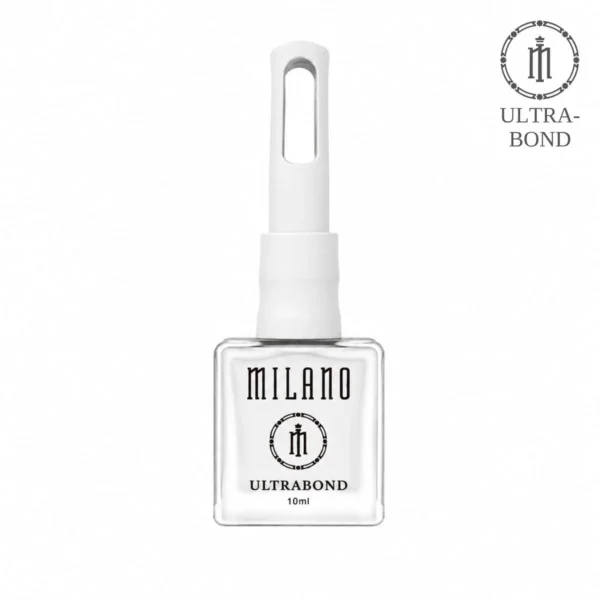 «Презентація безкислотного праймера Milano Ultrabond: квадратний скляний флакон об'ємом 10 мл із прозорою рідиною та фірмовою видовженою білою кришкою з прямокутним отвором. На самому флаконі нанесено чорний брендинг Milano Primer, а у верхньому правому куті розміщено круглий графічний логотип Ultra-Bond, що позначає тип засобу»